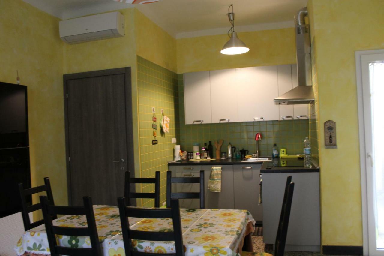 Appartamento 50Mt Dal Mare E Dalla Stazione Deiva Marina Buitenkant foto