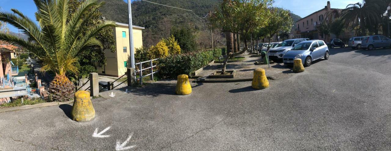 Appartamento 50Mt Dal Mare E Dalla Stazione Deiva Marina Buitenkant foto